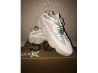 Yeezy 500 Bone White size 43 1 3 FINN no